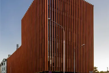 Biuro Komandorska 12