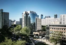 Biuro LIFE Building