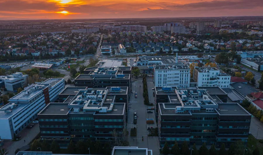 Biuro Base 3 III