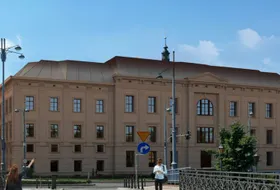 Biuro L'UNI